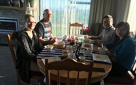 Arohanui Rural Retreat B&B